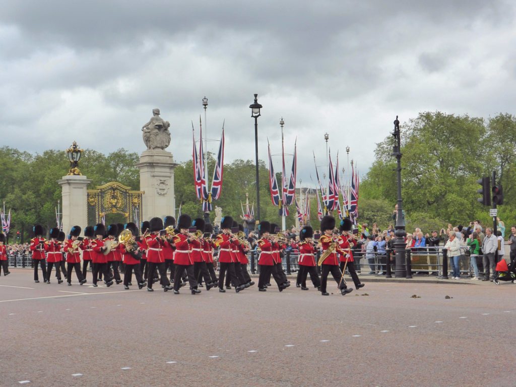 Romantic Couples Guide Central London Changing of the Guard