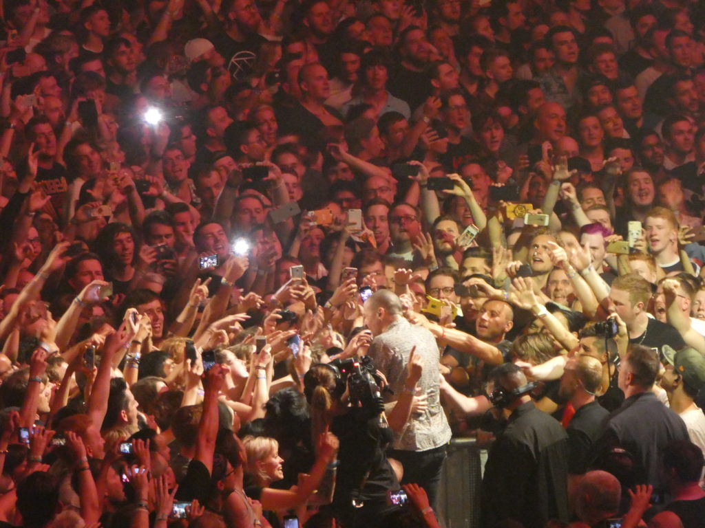 Linkin Park Chester Bennington Barclaycard Arena