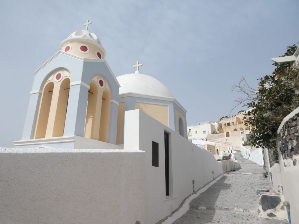 16 Tips for Hiking between Fira and Oia, Santorini, Greece